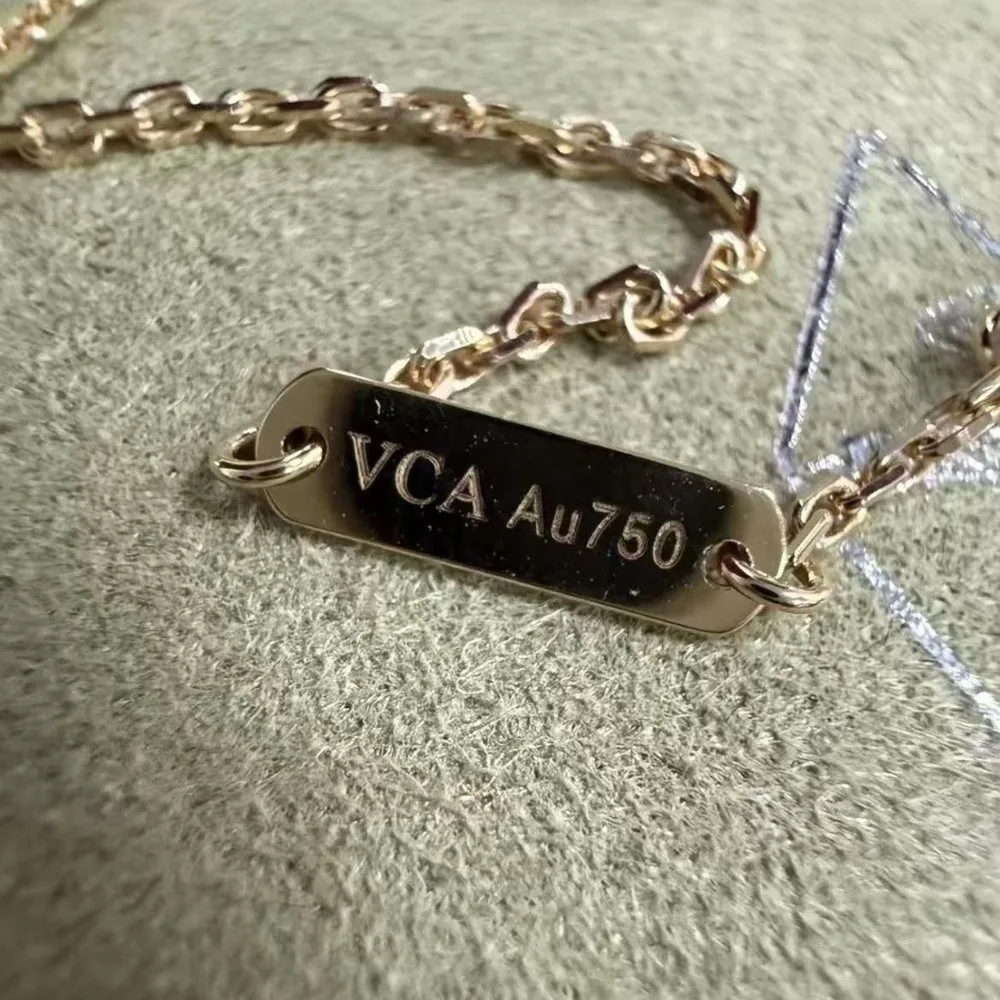 VCA Clover Necklace - Image 6