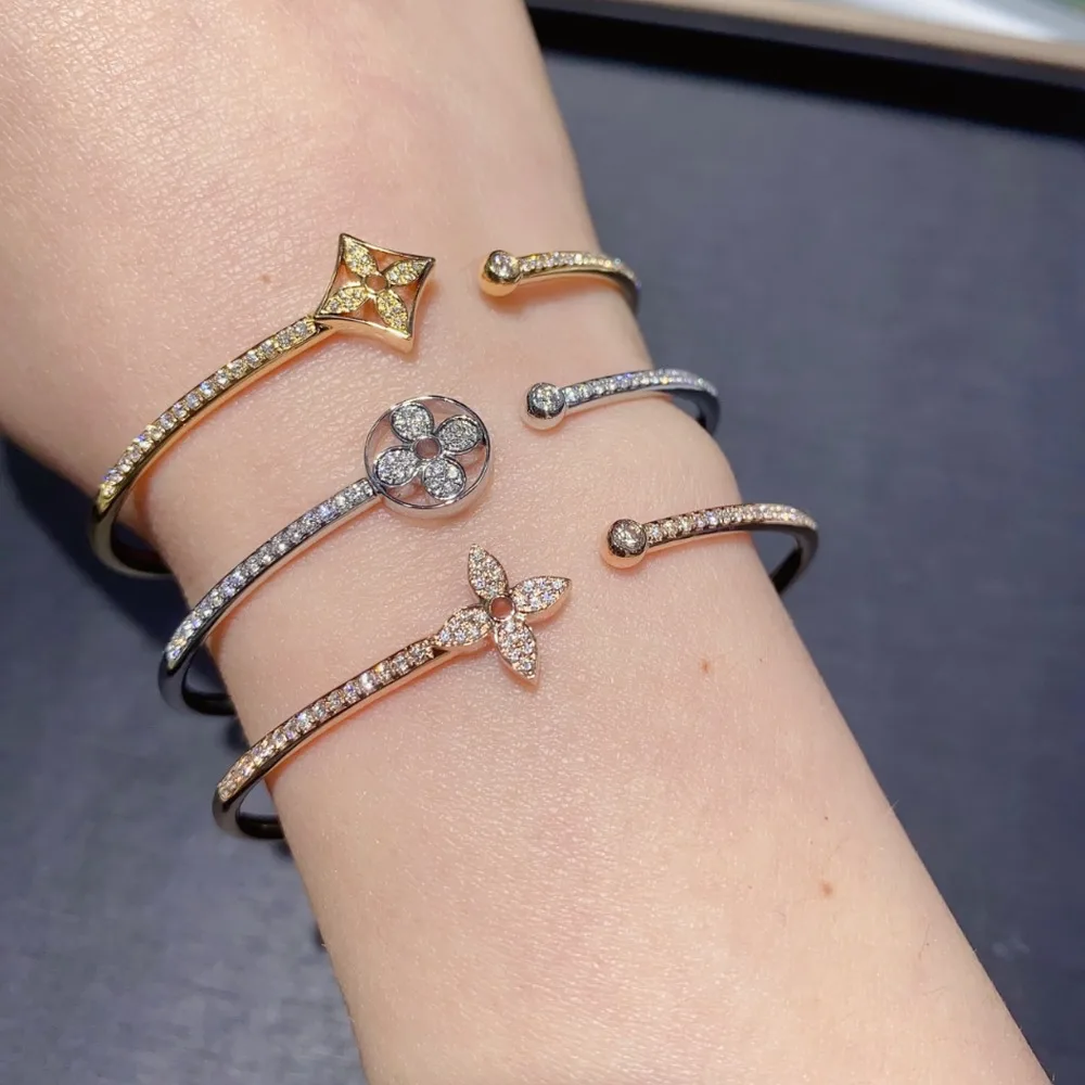 LV Clover Square Heart shape Bangle Bracelets - Image 3