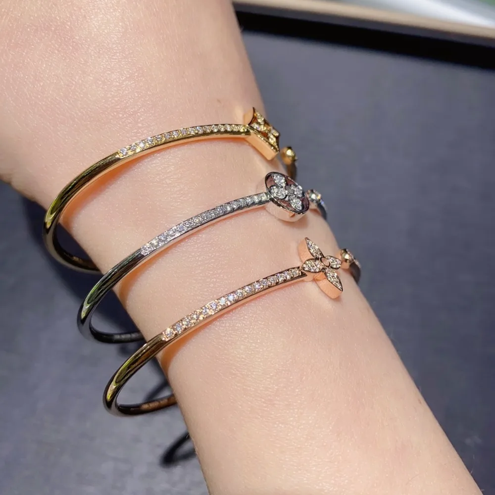 LV Clover Square Heart shape Bangle Bracelets - Image 2