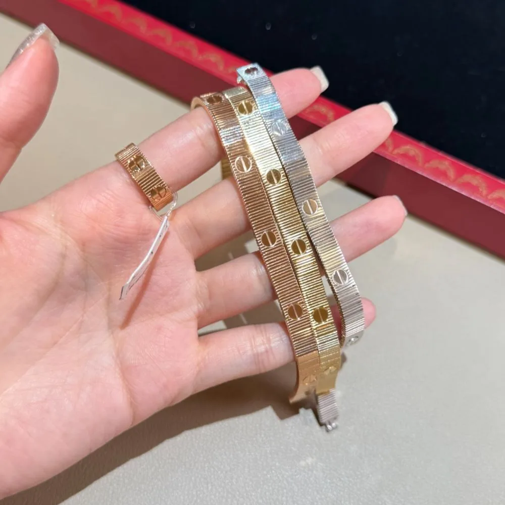 Cartier LOVE UNLIMITED Bangle - Image 2