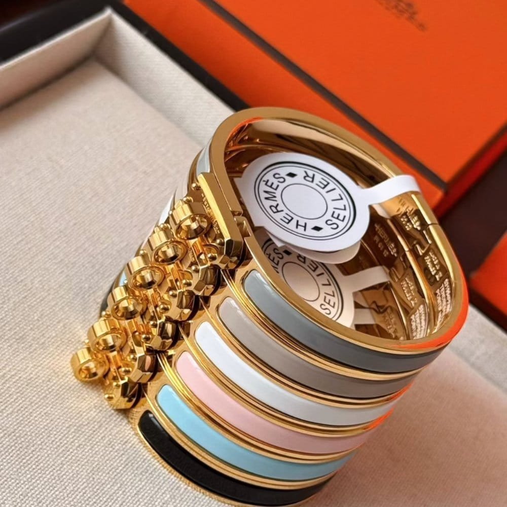 Hermes Clic Kelly bangle
